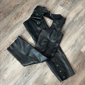 Black Leather Harley-Davidson Chaps with Zippers & Snap Buttons